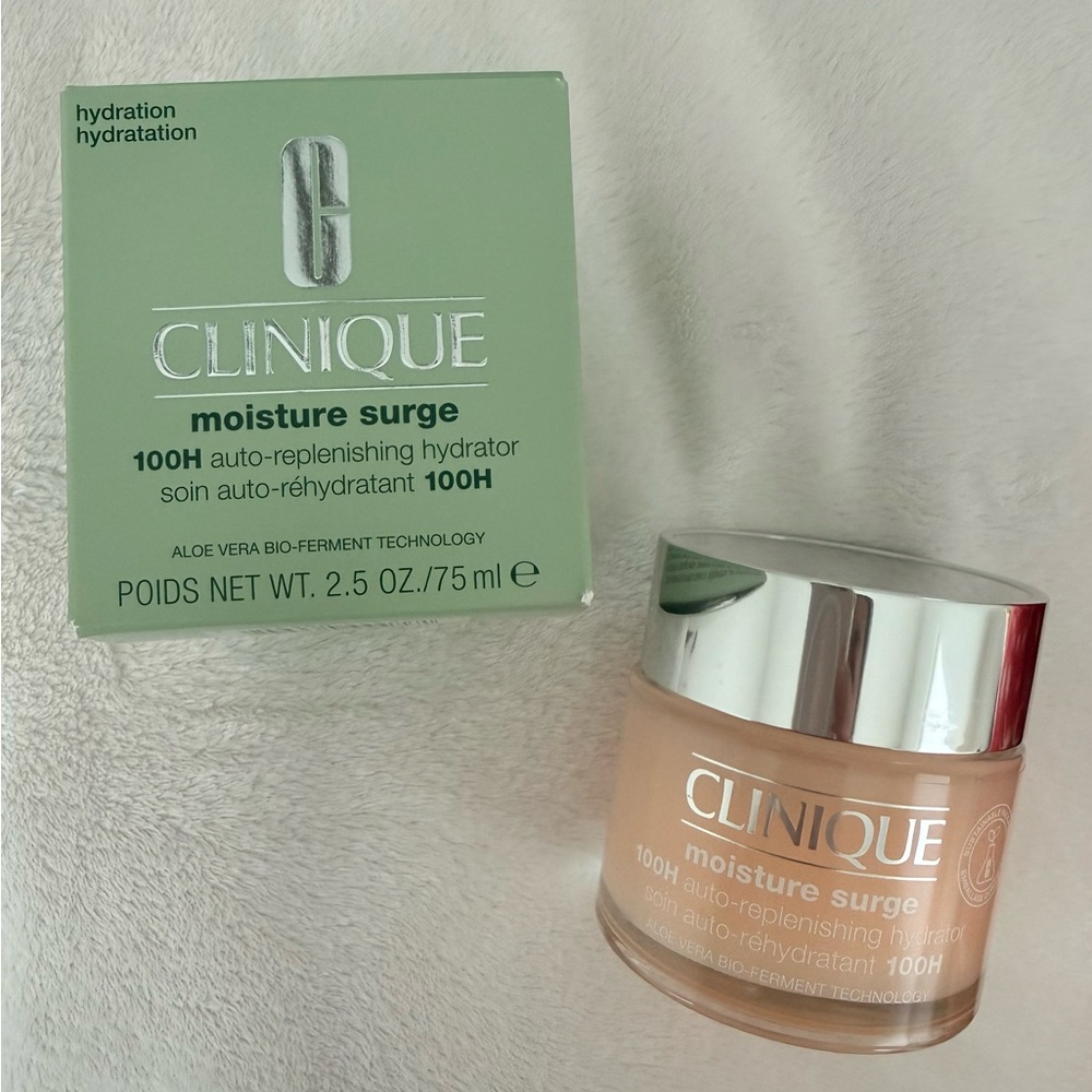 Clinique Moisture Surge Hydrator - Silver and Peach